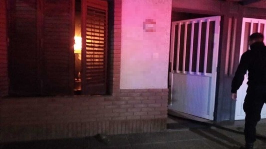 Rescataron a tres adultos y un bebé de un incendio en una vivienda