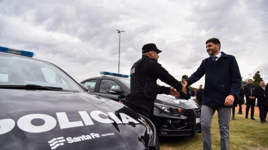 Pullaro entrega más patrulleros y afirma: "El delito contra la propiedad bajó significativamente"