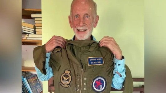 Murió el piloto inglés que derribó en Malvinas el Hércules del héroe de Reconquista