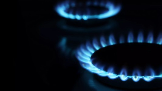 Gas: para priorizar los hogares, industrias deberán frenar su producción