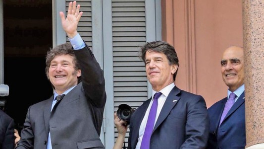 El Gobierno oficializó la salida de Posse y la designación de Francos en la Jefatura de Gabinete