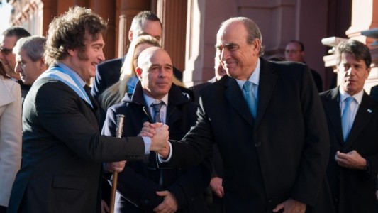 "El Presidente me elige a mí porque con la política argentina se le hace complicado"