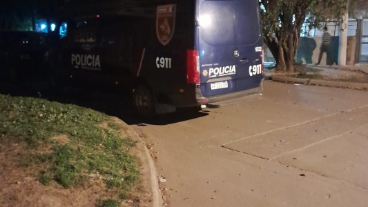 Búsqueda de Monica Aquino: allanaron una vivienda de barrio Coronel Dorrego