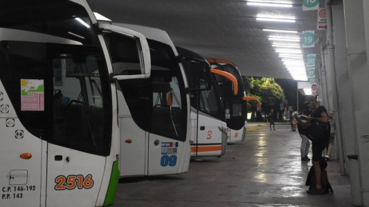 Provincia autorizó el aumento del 35,35 % del transporte interurbano