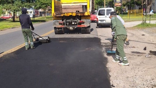Intensifican las obras de bacheo en Santa Fe