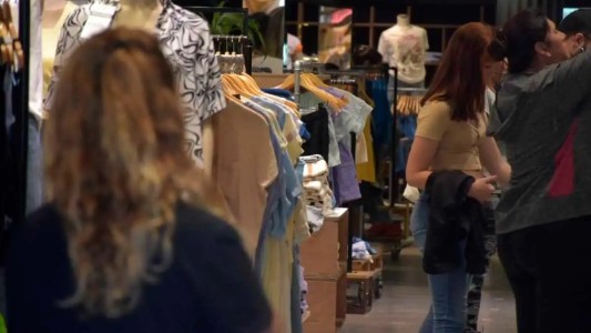 Indicador de la crisis: los despidos acechan a empleados de comercio