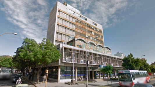 El gobierno provincial podría recuperar el edificio del Correo y usarlo para sus dependencias