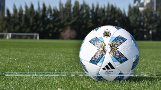 Milei reglamentó la posibilidad que haya sociedades anónimas en el fútbol