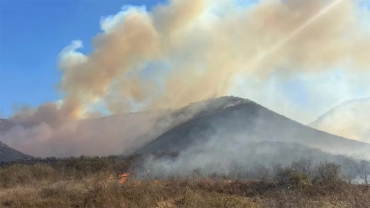 Córdoba: los acusados de causar el incendio en La Calera tienen 19 y 13 años