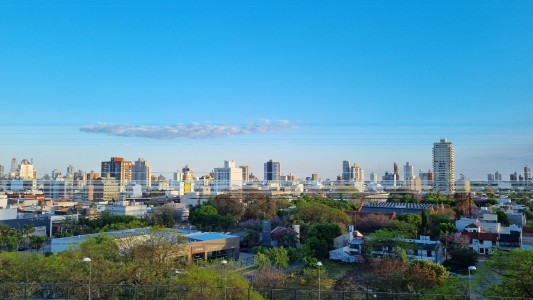 Lunes despejado en la ciudad
