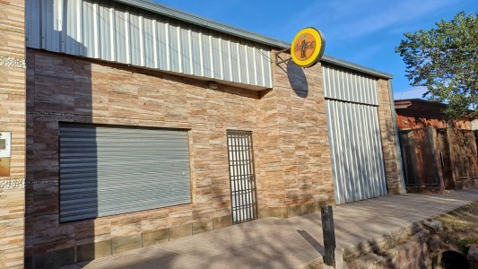 Investigan el violento ataque a balazos a un bar del barrio San José