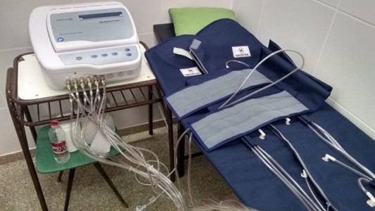 Centro de Salud recibirá equipos decomisados a un hombre sin título habilitante