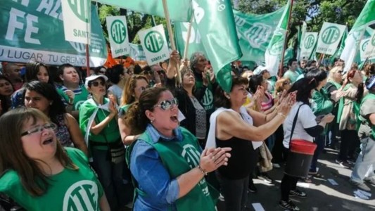 ATE aceptó la propuesta salarial pero declara "Estado de alerta"