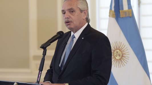 Alberto Fernández renunció a la presidencia del PJ