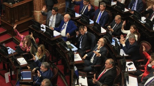 Los senadores nacionales se aumentaron la dieta y cobrarán $9 millones por mes