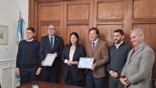 La Cámara de Diputados reconoció a las Bolsas de Comercio de Santa Fe y Rosario