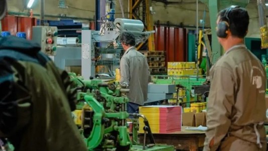 Sigue la caída de la industria pyme: 17,8% anual en junio
