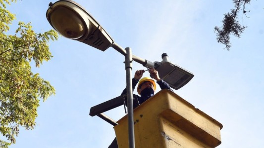 Avanza la compra de materiales para mantenimiento del alumbrado público