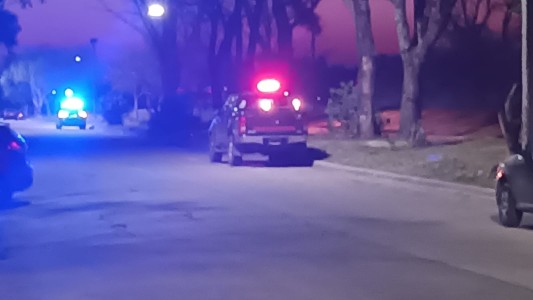 Incendio forestal complicó a vecinos de barrio El Pozo