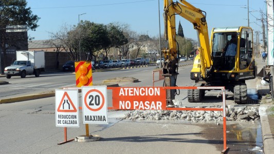 Bacheo: dónde habrá cortes y desvíos este jueves en la ciudad