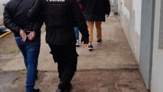 Esperanza: dos personas detenidas por estafas y tenencia de droga