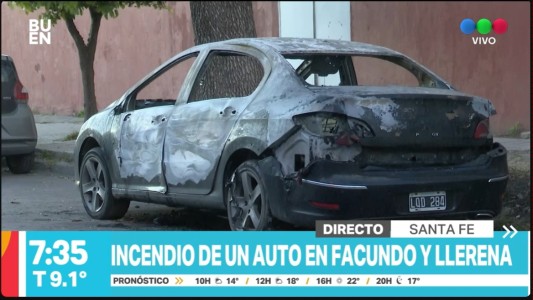 Incendiaron un auto en barrio Los Hornos