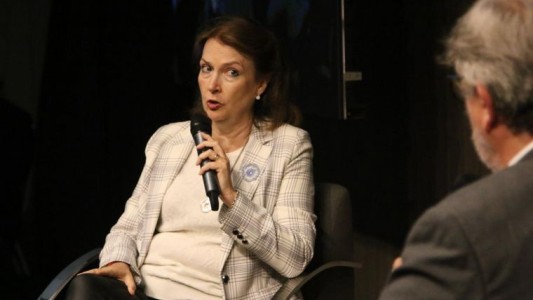 La cancillería argentina condenó el pedido de detención de Maduro contra González Urrutia