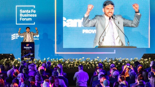 Pullaro inauguró el Santa Fe Business Forum en Rosario