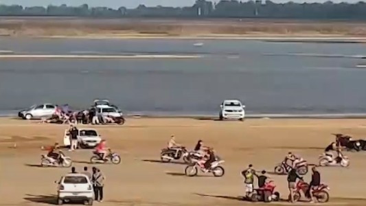 Picadas y descontrol: la playa de El Chaquito parece tierra de nadie