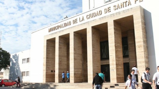 Informan que no impacta en Santa Fe la prohibición a municipios incluir tasas en las boletas de los servicios