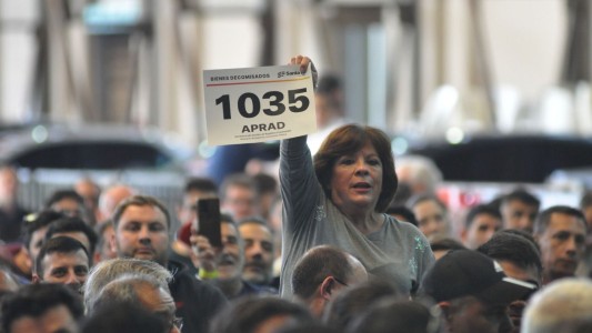 Recaudan más de 700 millones en subasta de bienes decomisados al delito