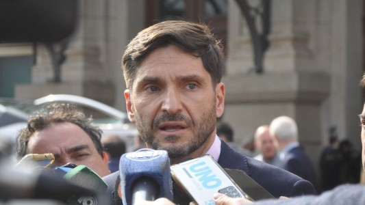 “Les pido que no mientan”: Pullaro cruzó a los gremios docentes