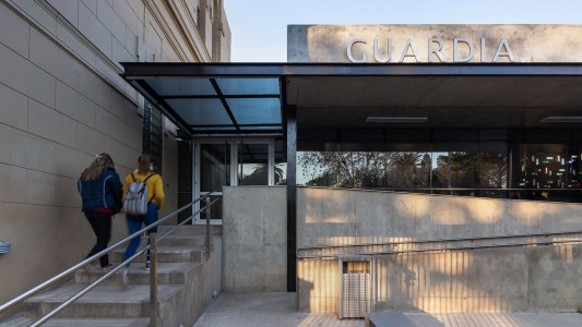 Delincuentes irrumpieron en una vivienda, robaron y abusaron de una mujer