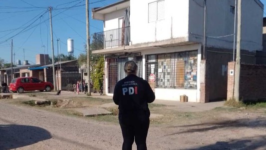 Investigan la muerte de una mujer que presentaba signos de violencia en Recreo