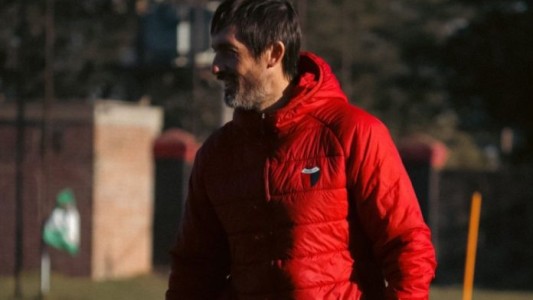 Colón: en qué equipo piensa Minella para enfrentar a Almagro