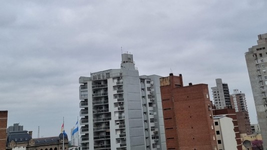El día de la primavera amaneció nublado: qué dice el pronóstico
