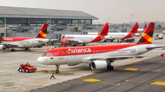 El gobierno busca permitir vuelos de cabotaje con pilotos y tripulantes extranjeros