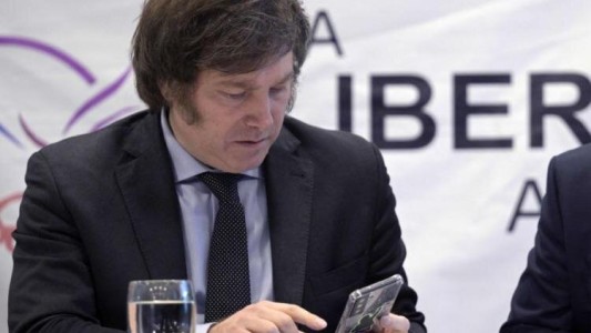 Insólito: Milei reposteó una fake news que culpa al kirchnerismo por los incendios en Córdoba