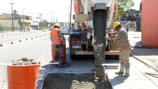 Cortes y desvíos en la ciudad de Santa Fe por tareas de bacheo