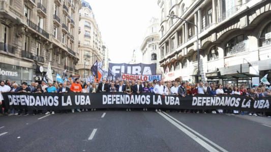 En la previa de la marcha, el Gobierno reafirma el veto a la Ley de Financiamiento Universitario