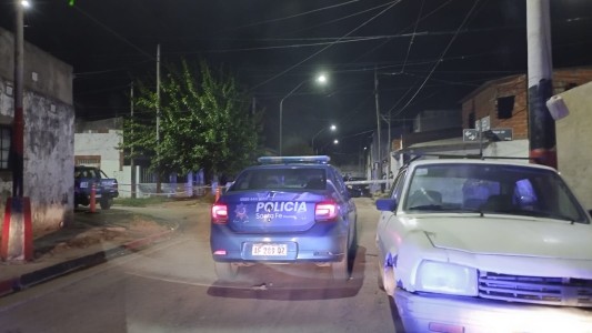 Por una pelea de perros, una persona terminó baleada en barrio Chalet