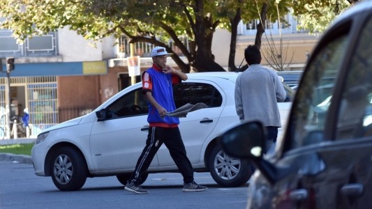 Poletti pidió a los vecinos que denuncien la presencia de trapitos en Candioti