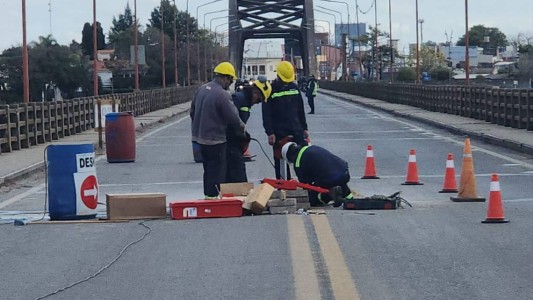 Sigue restringido el tránsito en el puente Carretero para “evitar vibraciones”