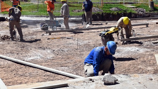 Plan integral de bacheo: calles, cortes y desvíos para este viernes en la ciudad