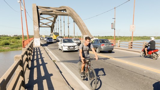 Puente Carretero: se rehabilitará el paso en noviembre y piden mayores controles