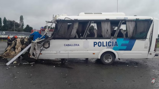 Tragedia en la ruta: murieron 4 policías que iban a custodiar el partido de Atlético Rafaela