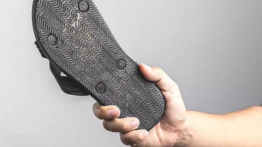 Le pegó a su hijo con una ojota y fue condenado