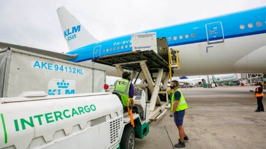 Las fuerzas de seguridad podrán brindar servicios aeroportuarios y de rampa