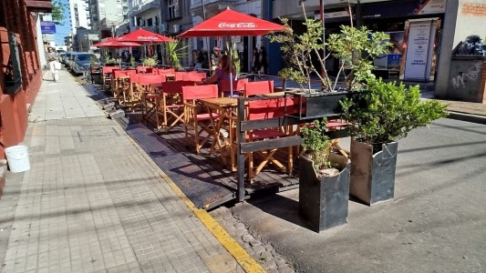 Desde el comienzo de año se regularizaron casi el 50% de los balcones gastronómicos