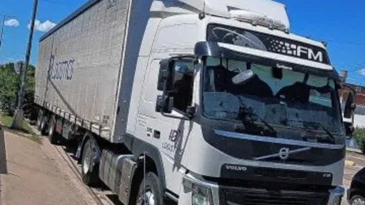 Un camionero fue detenido en avenida Blas Parera con 2,8 de alcohol en sangre